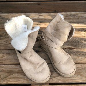 AEROPOSTALE women boot size 7